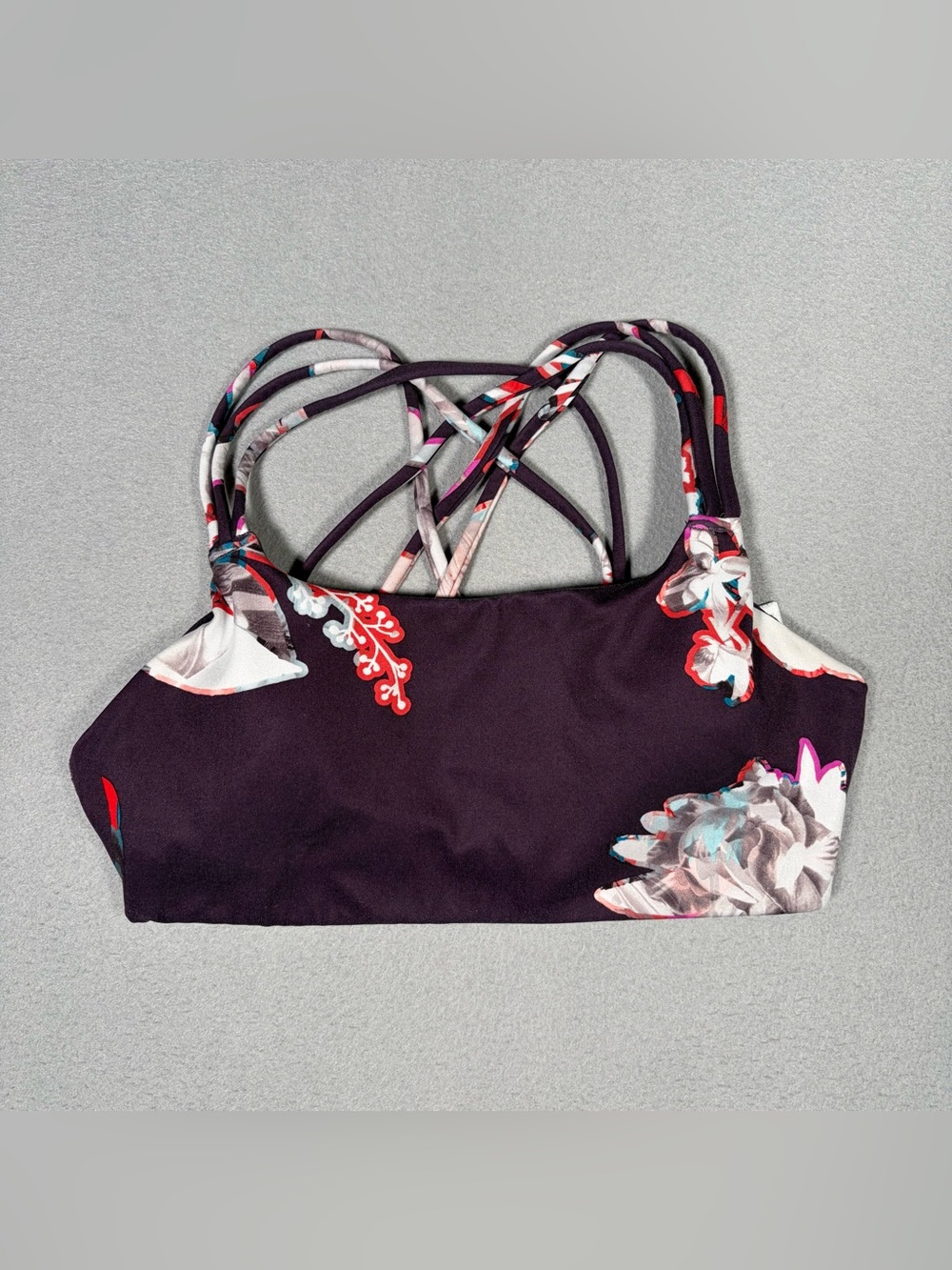 Athleta Hyper Focused Strappy Sports Bra Women’s Small Purple Floral Running